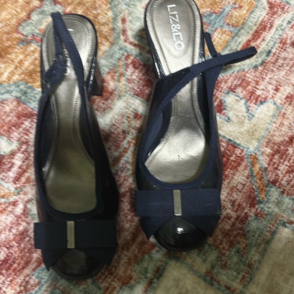 Liz & Co navy blue open back shoes